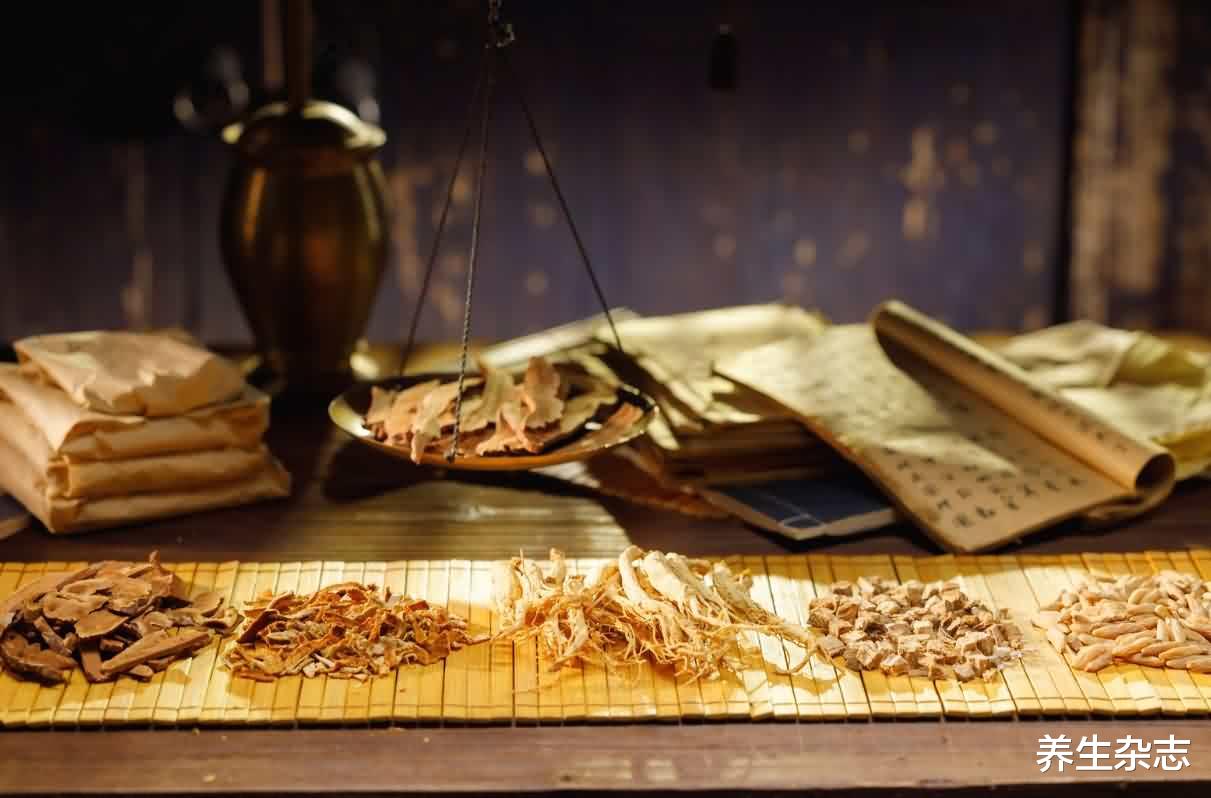 中年人为什么容易得牙病？中医告诉你答案！一个小方法可缓解