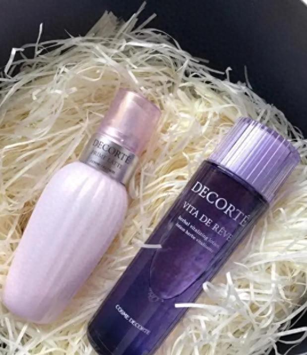 公认好用的大牌护肤品套装推荐：花钰集性价比高，黛珂贵却好用