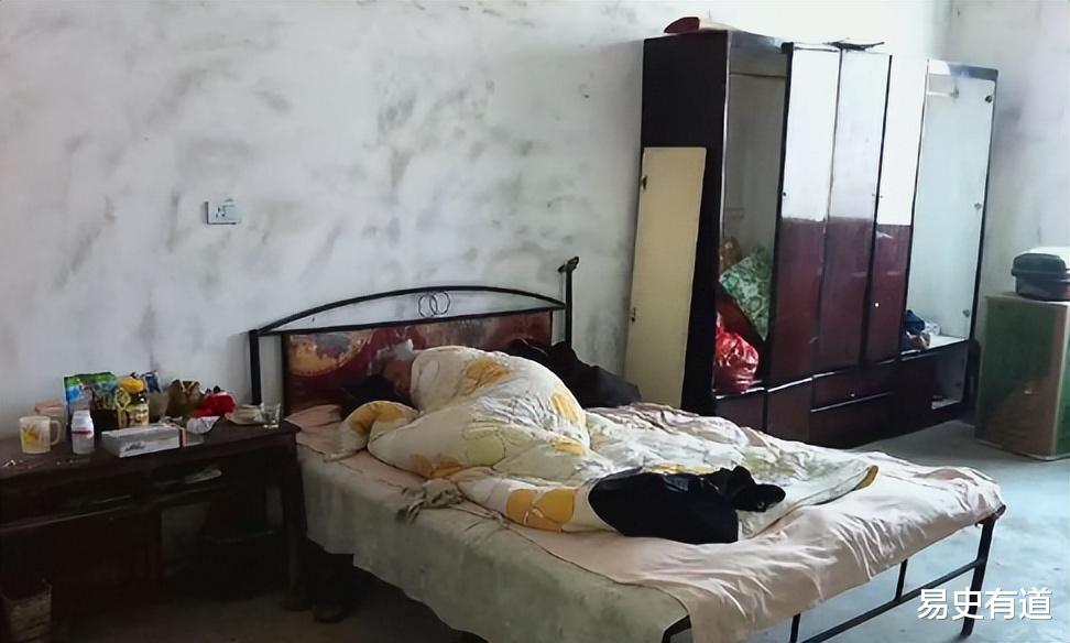 初三被迫退学,妹妹被骗爸爸让她拿钱,父亲去世后她多年不再回家