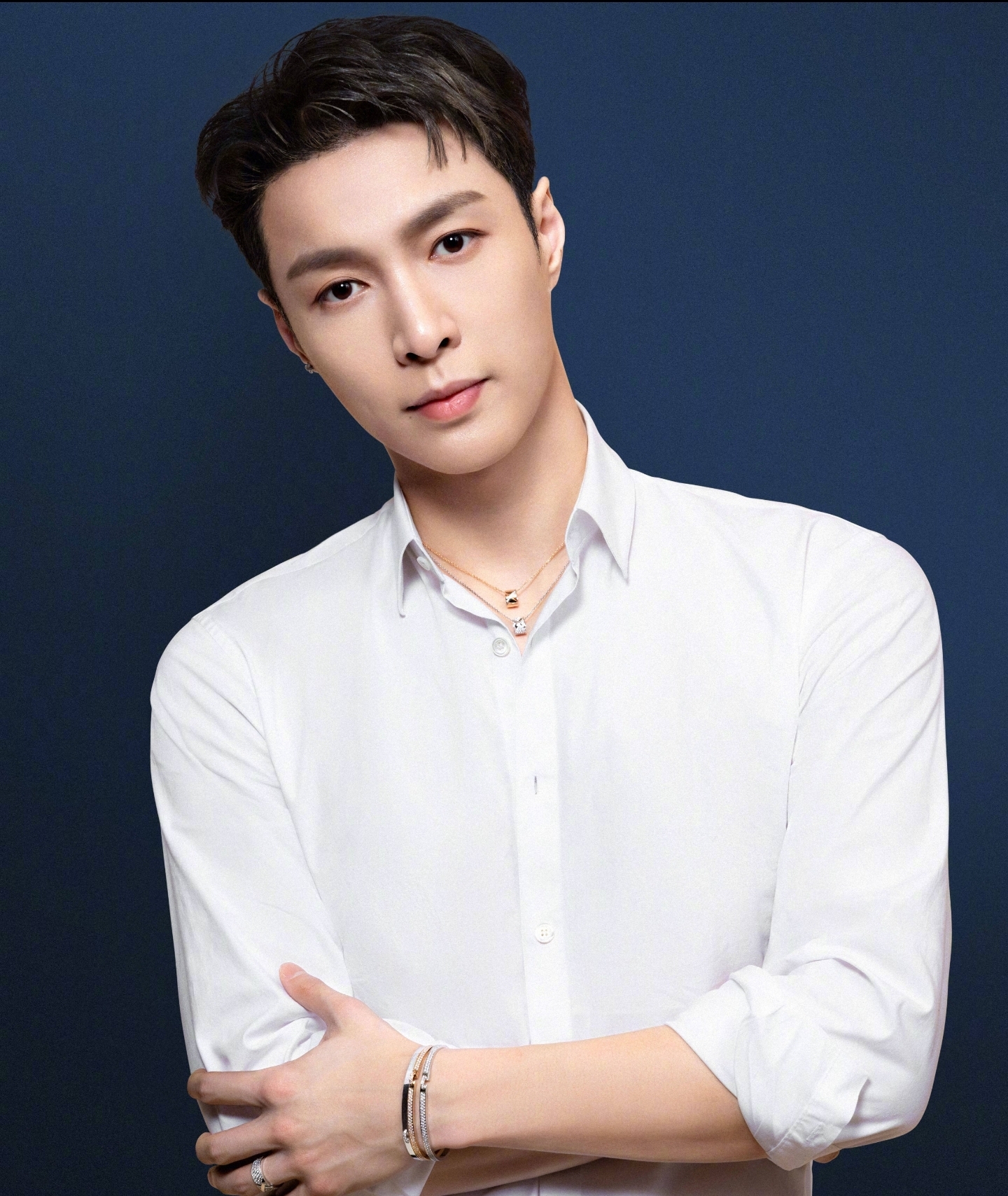 张艺兴|娱乐圈又出大瓜！徐峰立公开硬刚张艺兴，拒不道歉再提“选妃”