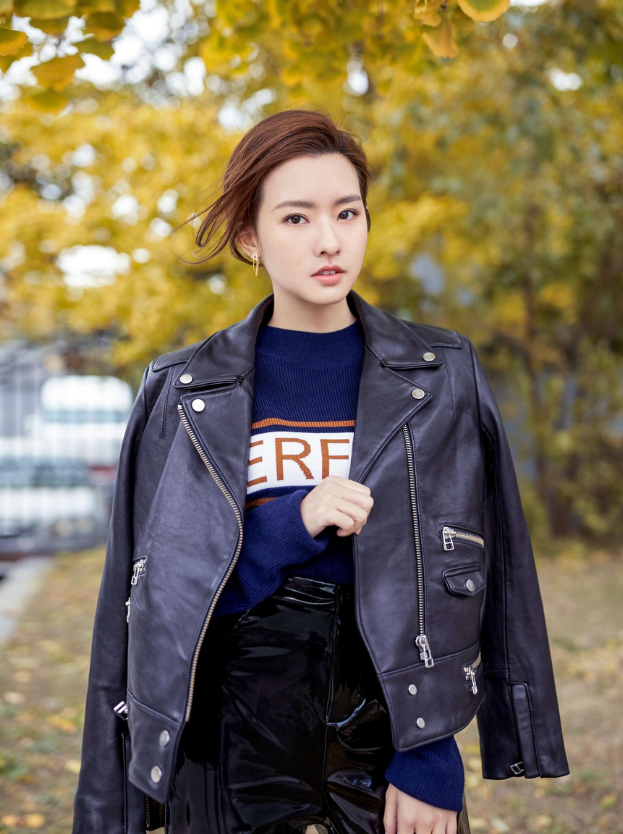 吴克群再官宣分手!小13岁女友陪跑5年,曾与小12岁何超莲相恋3年