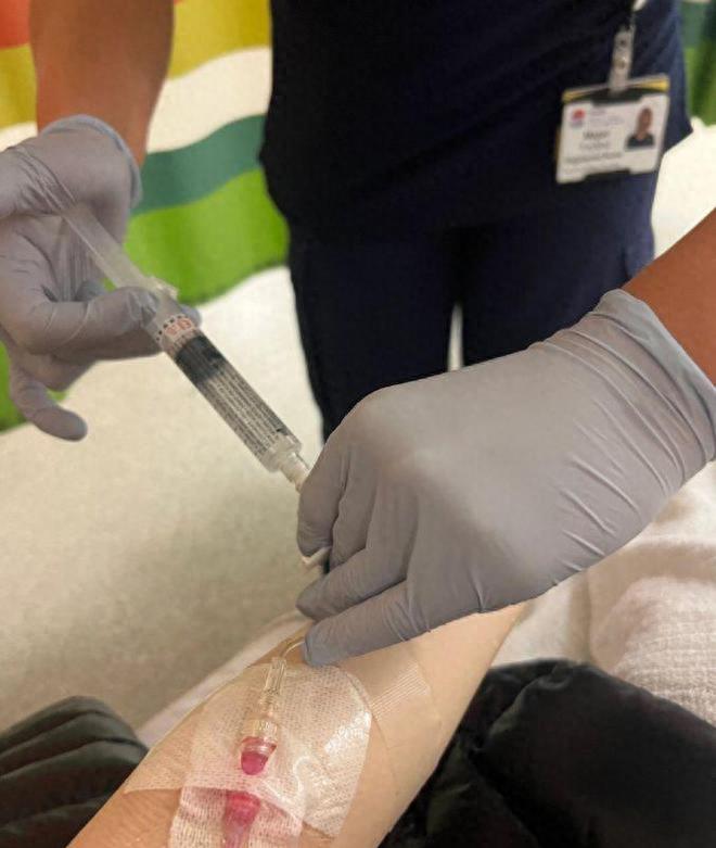 大瓜!网友曝被秦奋害到抢救,并称曝其更多黑料,反转来的太快