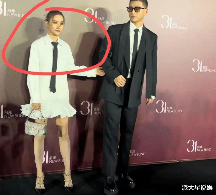 窦骁何超莲被传婚变，首次合体后，再引争议