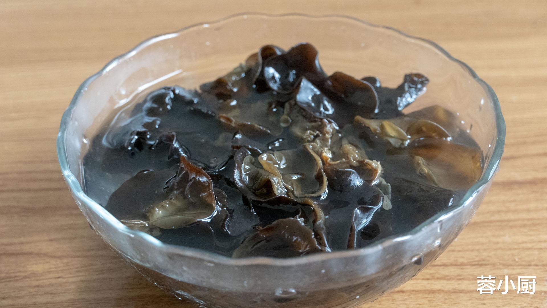 美食教程|一润燥、二润肠、三活血！三伏天要多吃，遇到了别手软，鲜嫩爽脆