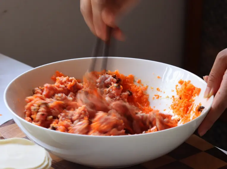 景甜|煮水饺,“开盖子煮”和“盖盖子煮”差别大,难怪饺子口感不一样