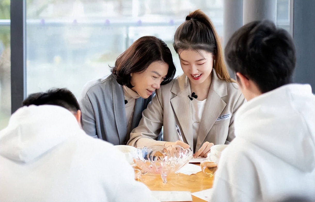 曾国藩|董明珠怎么会看上你?孟羽童求职简历流出,一字一句尽显“心机”