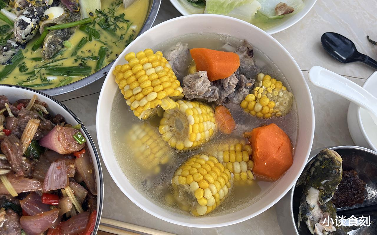 美食秀|云南一家6口的生日晚宴,7道菜真“豪横”,发完朋友圈瞬间火了