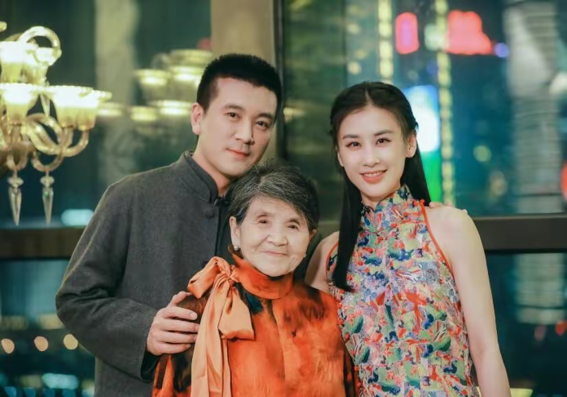 黄圣依杨子被曝离婚!
