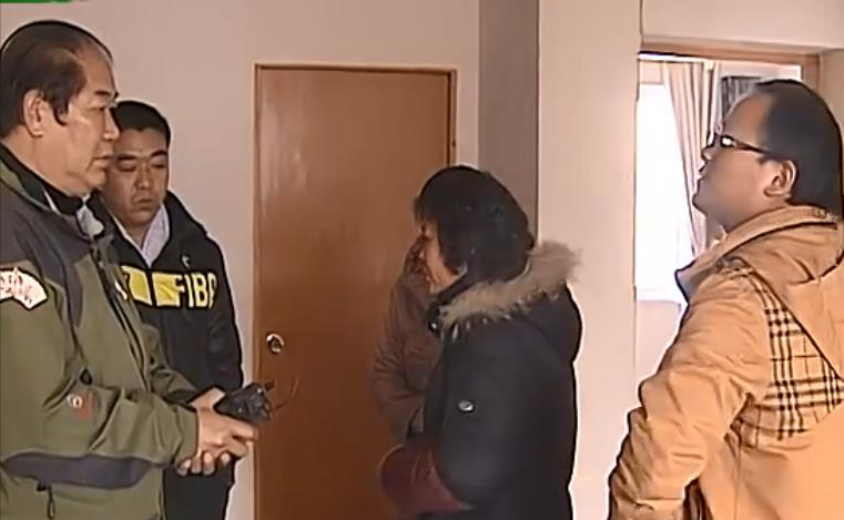 半老徐娘爱上小鲜肉,事情败露反而责怪丈夫:就不能大度一点吗?
