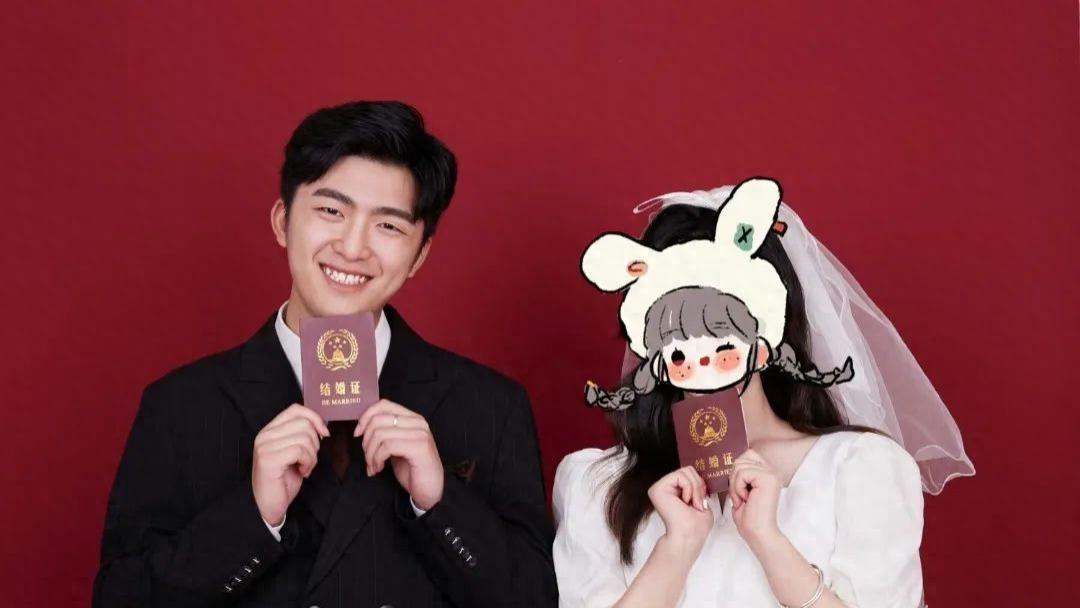 刘志宏官宣结婚喜讯，刚过法定两天就领证，曾是TFBOYS第四人