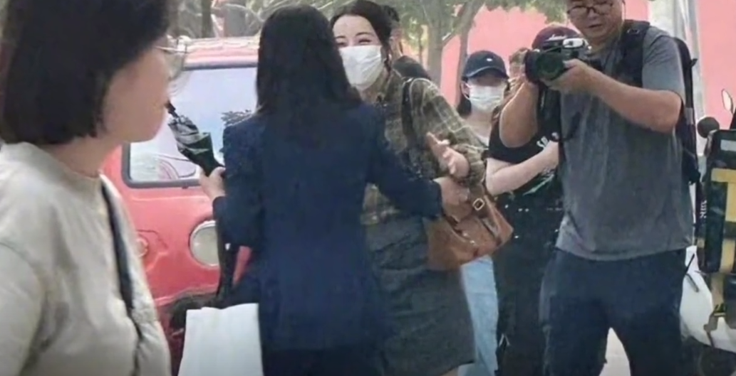 迪丽热巴首驻,《花儿与少年5》重磅启动!明星骑单车录制引期待