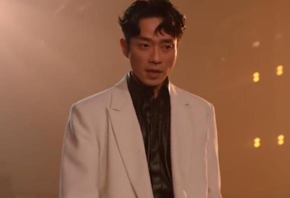 《披荆斩棘》第三季，哥哥们“状态差”，满脸僵硬一脸油腻