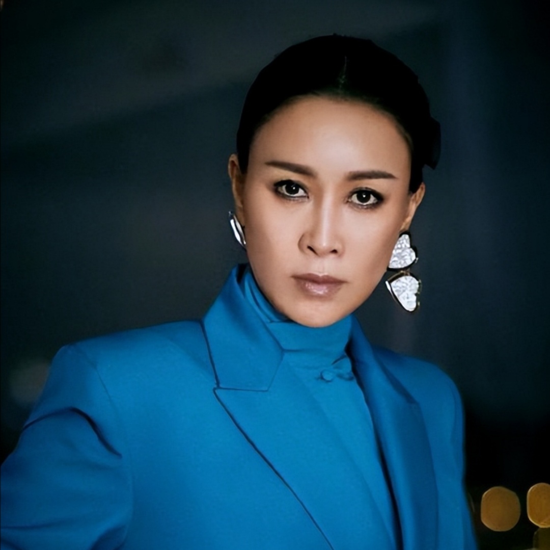 网曝那英不堪舆论压力，抛售4.5亿北京别墅移民，那英要跑路?