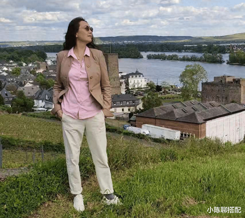 名媛脸老了之后都会变成吴玉芳？中年女人高雅大方的关键在这