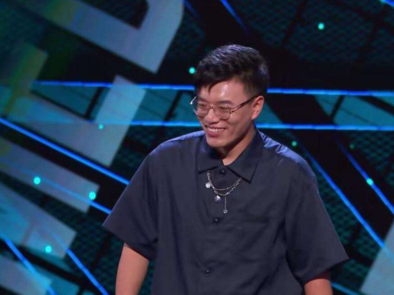 明星出轨|脱口秀演员杨波出轨风波反转!男方指责女粉骚扰在先,各执一词