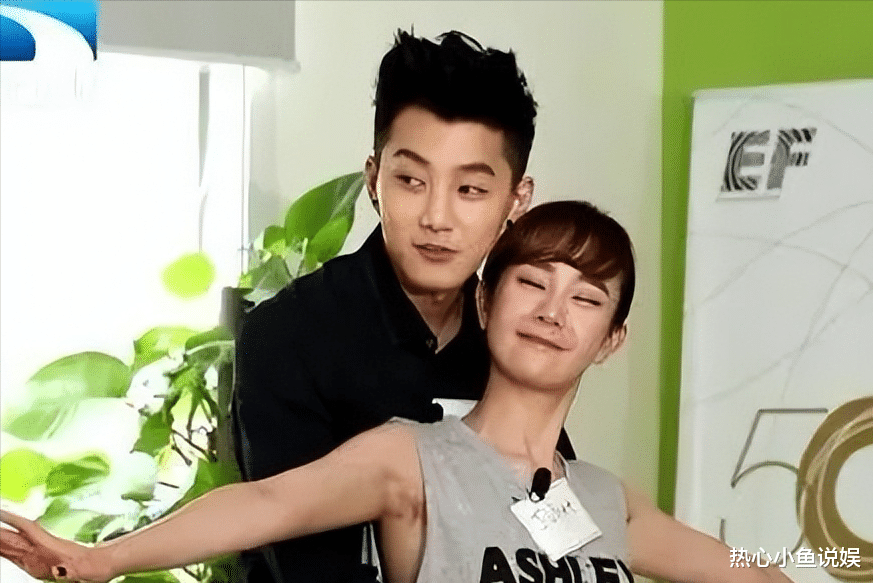 刘雨欣：以“胸”器搏出位的第一人，填满了每一位80后青春