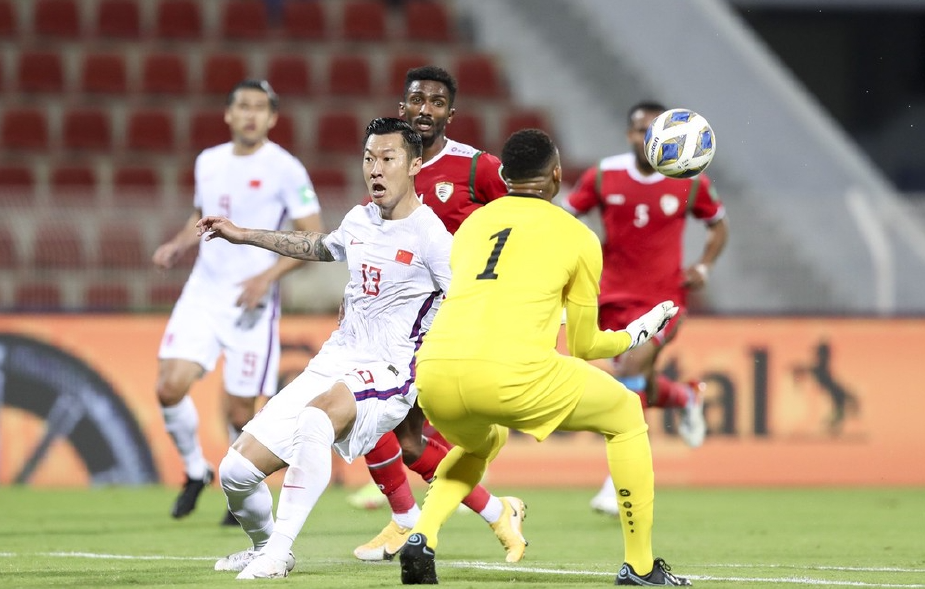 中超|归化还不如国产,小摩托费尔南多下滑严重,难代替吴兴涵作用