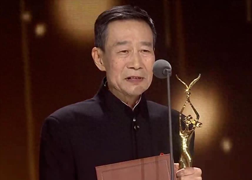 李雪健崩溃嘶吼狂飙演技,却成《封神》一大败笔!恶评理由出奇一致