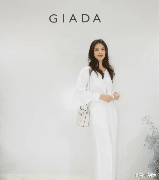 刘涛|44岁刘涛颜值反弹,撞脸多个明星!网友直呼“无辨识度了”