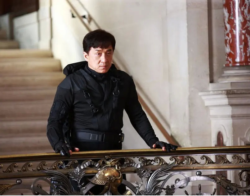 成龙|成龙：如果10年前我跳进火山口死掉，那就是最好的结局