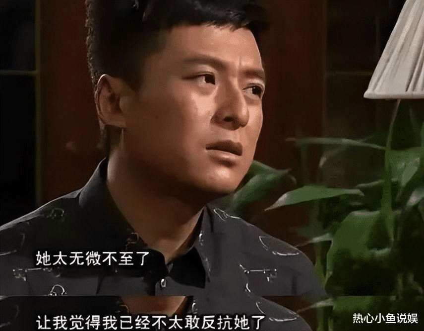 拆散儿子3段姻缘！让44岁的儿子躺狗窝大哭，她依然不觉得后悔！