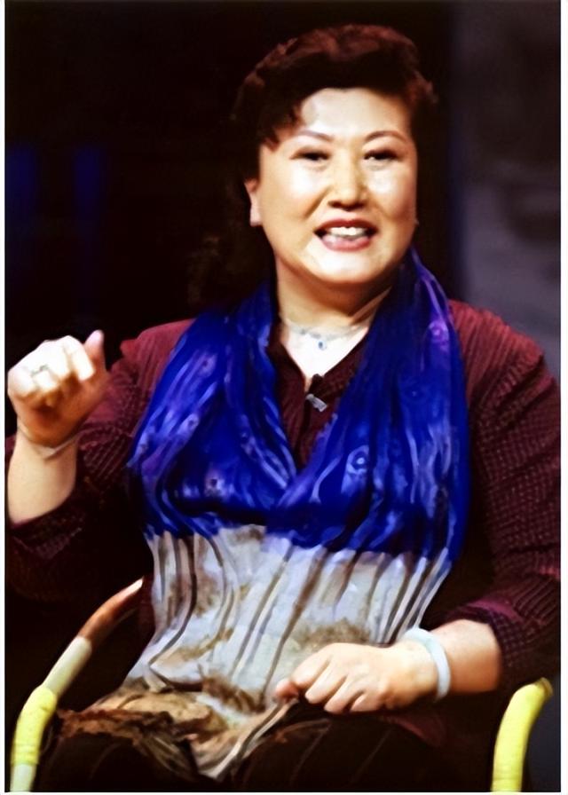 高秀敏|回溯赵本山、高秀敏的恩怨始末，称霸春晚的黄金搭档为何走向决裂