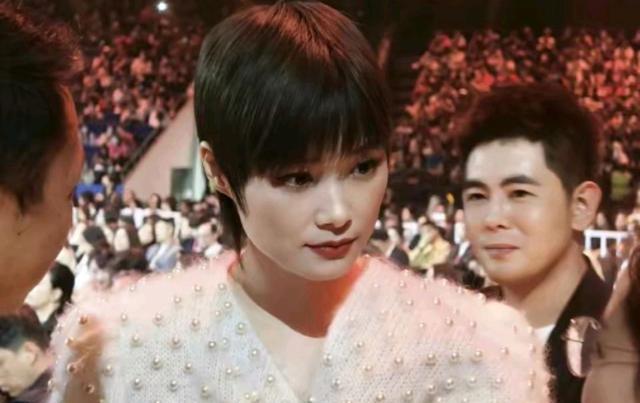 李宇春|李宇春为什么能处处稳居C位？现在我知道原因了