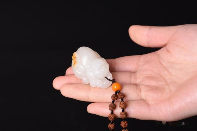 |戴玉,有什么讲究吗?