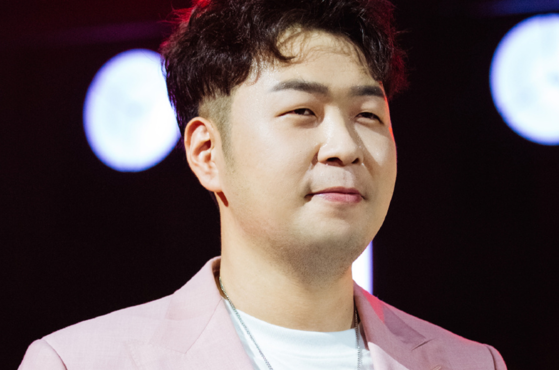 杜海涛家庭背景曝光：父亲竟是江南首富，王思聪也需谦让三分