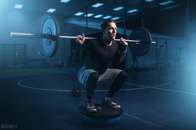 长期健身的人，会收获什么益处？如何成为一个合格健身的人呢？