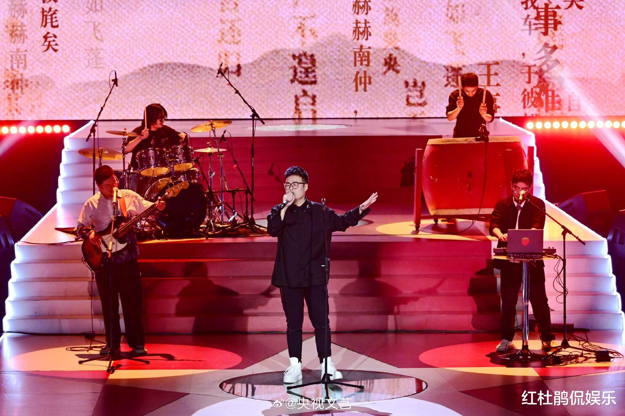 星光大道|《星光大道》2023年度总决赛,选手才艺平淡,主持人朱迅疲态尽显