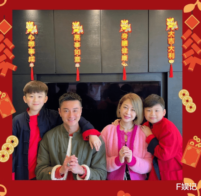 黄浩然|黄浩然一家四口吃饭享家庭乐 18年来庆祝节日都在同一间餐厅庆祝