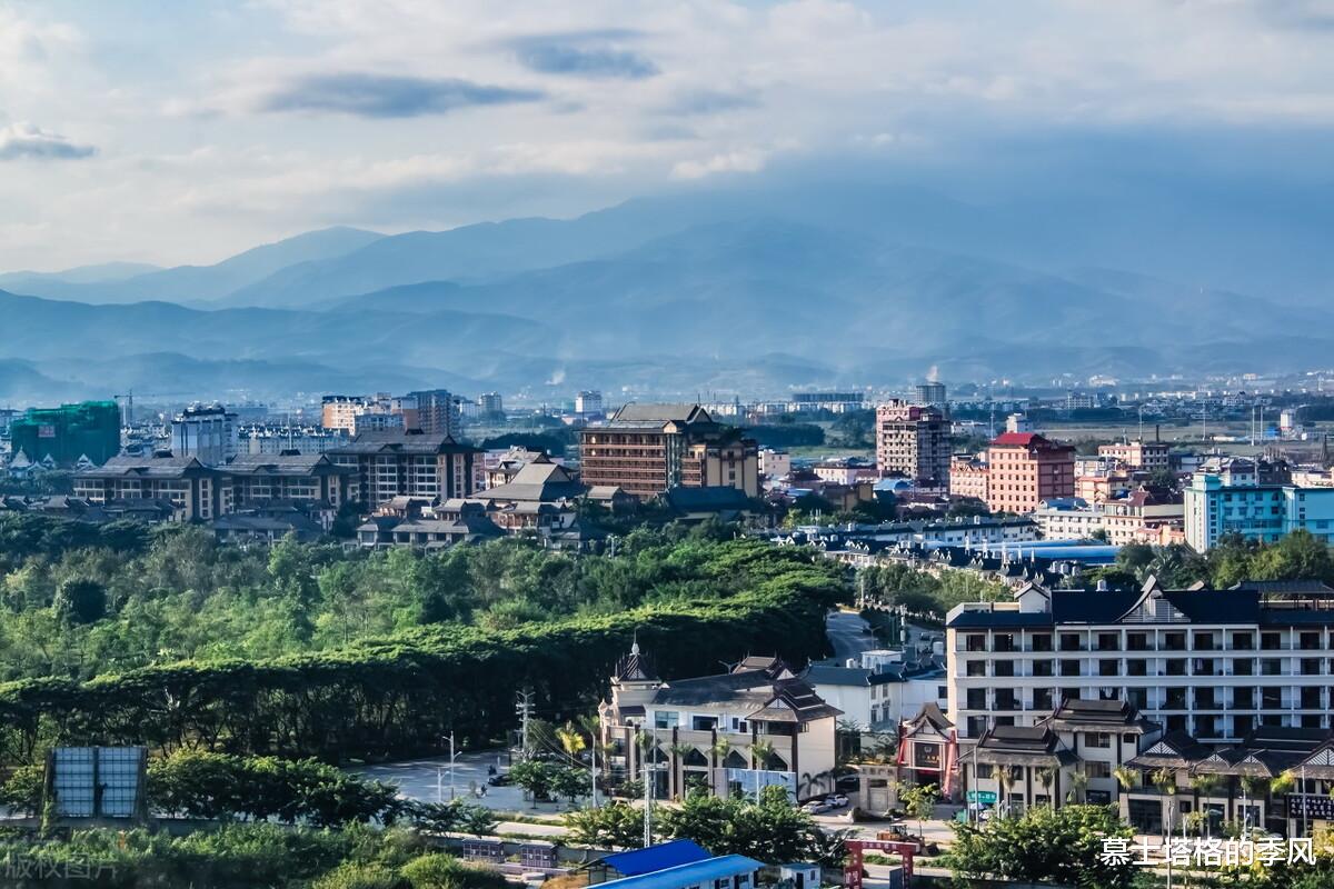 三亚|西双版纳VS三亚，谁才是中国冬天旅居度假的天花板？