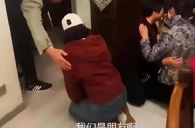撇开法律和道德,说说南京打人事件