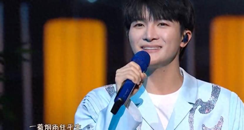 差距来了！央视秋晚收视破4，湖南秋晚频失误，东方秋晚收视惨淡