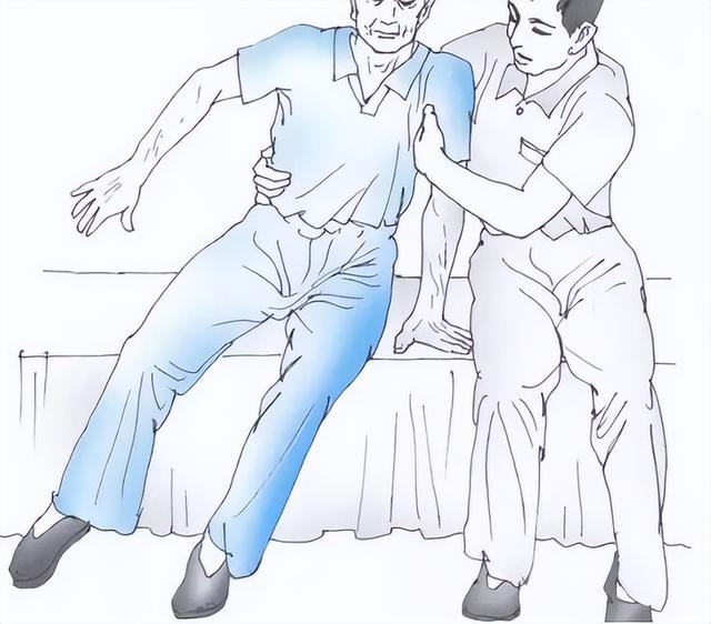 大妈脑梗入院,抢救后偏瘫,饭后这一习惯害了太多人 ,千万要注意