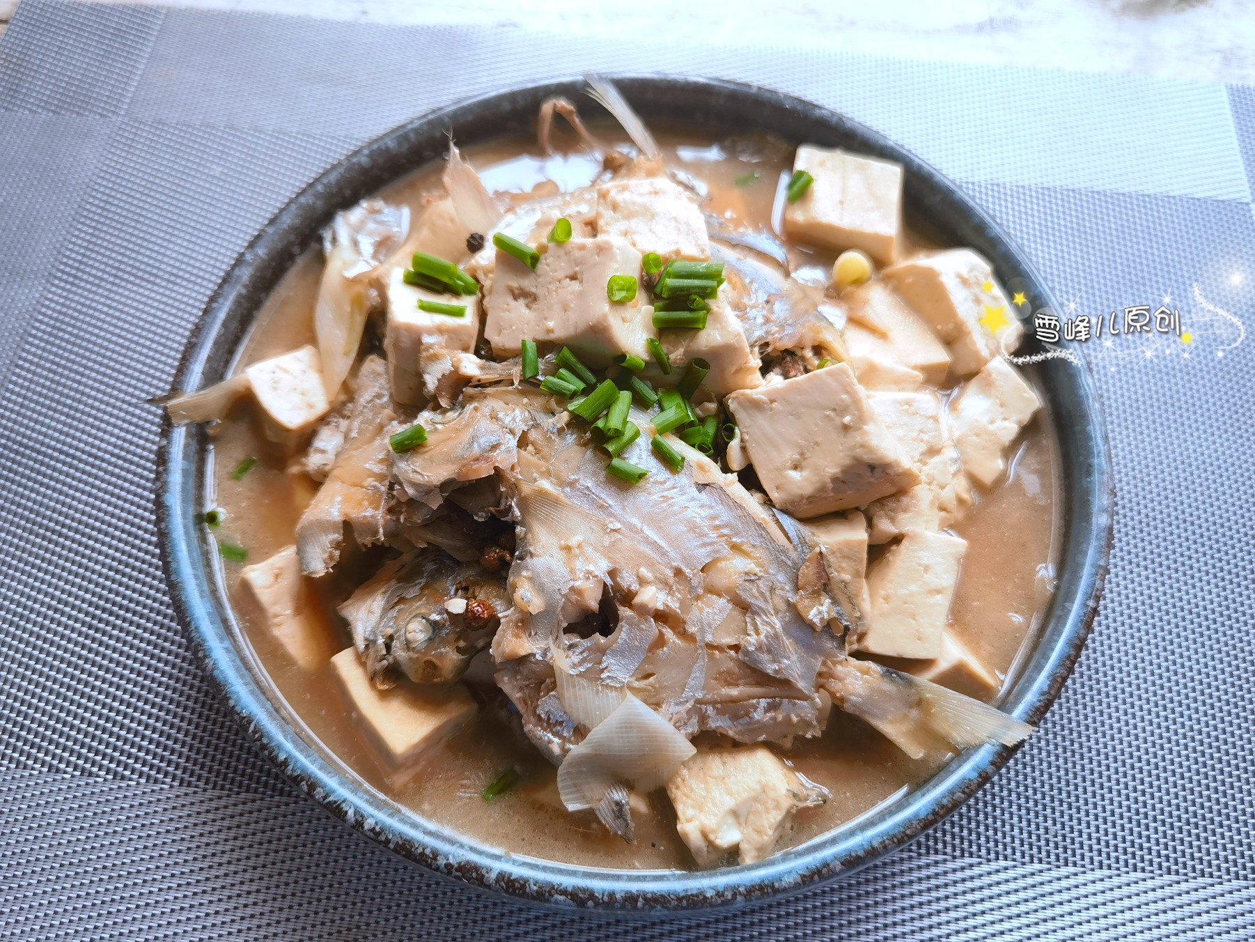 银鲳|秋后，吃牛羊肉不如吃它，简单炖一炖太鲜了，老人孩子都喜欢！