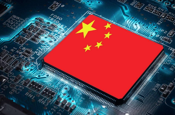 芯片|顶不住了？美芯片巨头开始“摆烂”，官媒：放弃所有幻想！
