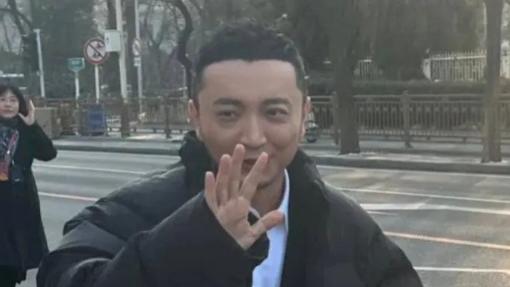 尼格买提·热合曼|春晚彩排现场曝离婚真相，尼格买提与主持人朱迅传绯闻惹猜疑！