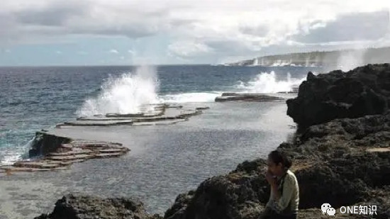 塔布|位于南太平洋上的汤加塔布岛，海岸上为什么会形成“喷潮洞”？