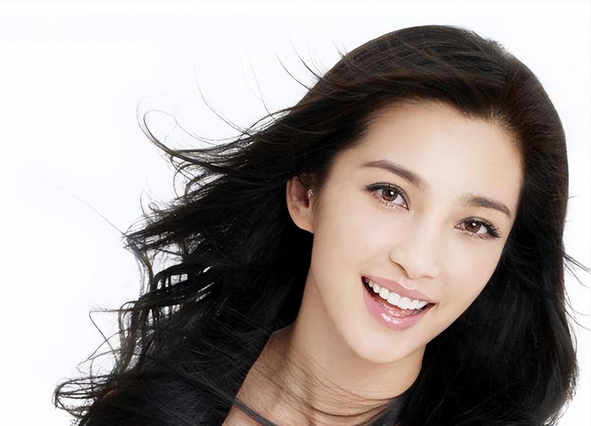 李冰冰：我和你接吻、拥抱、洗澡的戏都拍了，是不是要对我负责！