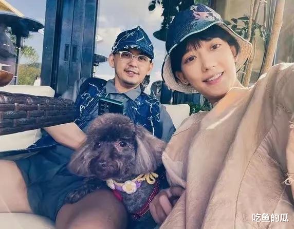 黄子佼爸爸信息被曝:物质尽量满足儿子,事业成功,关心孩子婚恋