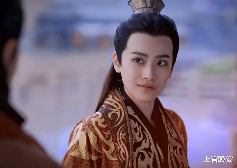 论女扮男装只服这几位,雌雄莫辨,风流倜傥,差点相信她们是男人