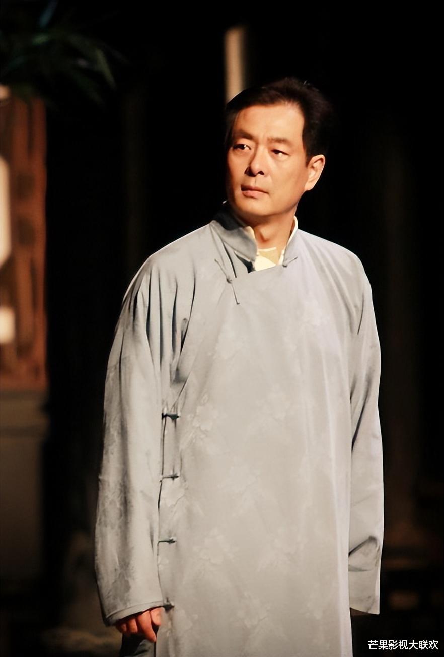 濮存昕：家人相继离世，如今70岁的我不敢老去，还要照顾老母亲