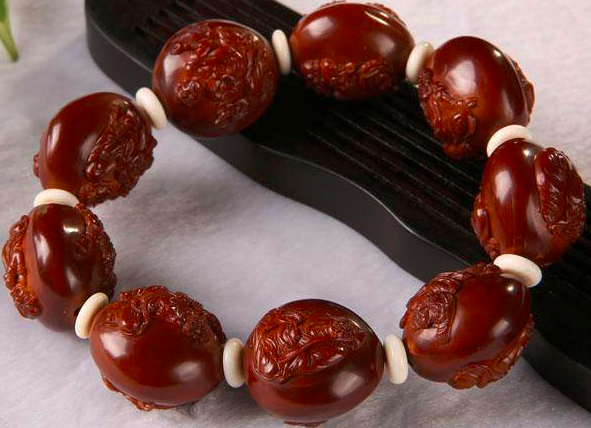 盘点九种最容易盘花的文玩