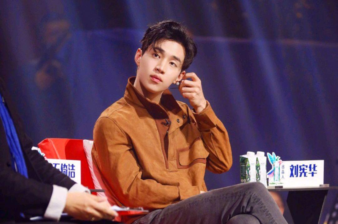 好声音|《好声音》即将迎来最年轻导师,这节目没救了