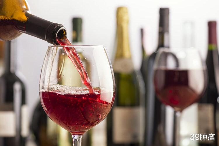 59岁男子坚持不吃晚饭，清除斑块、软化血管，5个月后效果如何？