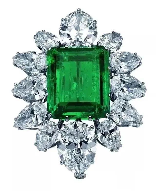 翡翠|都炫耀起鸽子蛋了,她还是嫁了个假豪门?