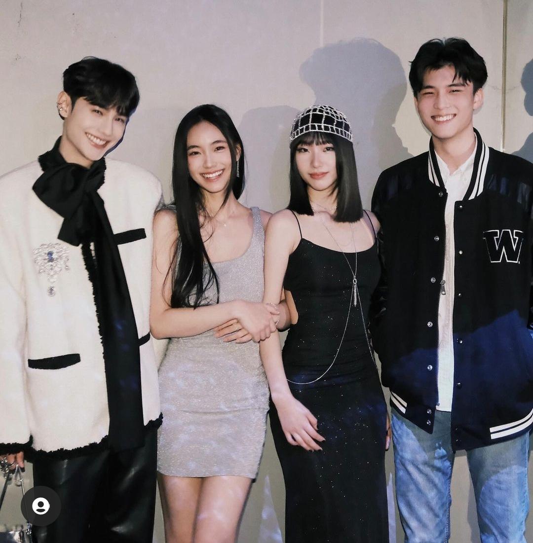 小S晒全家福为18岁长女庆生,与老公同框零互动,长女将赴美留学