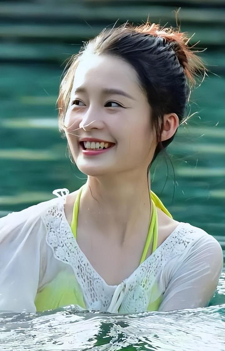 李沁的成长之路:从昆曲到红楼梦,她究竟是如何成功的